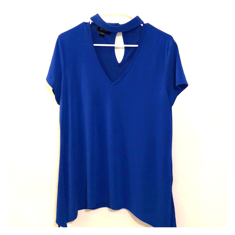 Blue blouse.